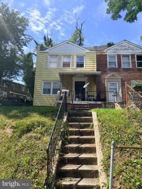 4236 Roland AVE BALTIMORE MD 21215