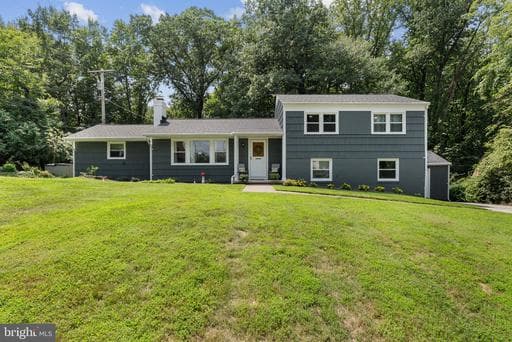 8802 Littlewood Rd, Parkville, MD 21234-2724, United States