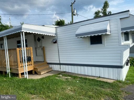 9 COOL BREEZE DR, MIDDLE RIVER, MD, 21220