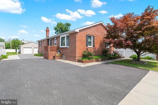 402 DELAWARE AVE, BALTIMORE, MD, 21221