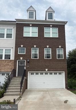 8086 Trotters Chas, Ellicott City, MD 21043-7592, United States