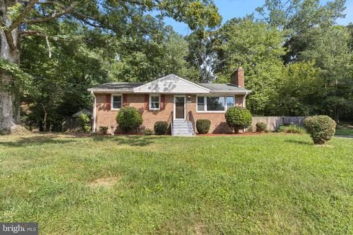 6004 Chris Mar Ave, Clinton, MD 20735-2315, United States