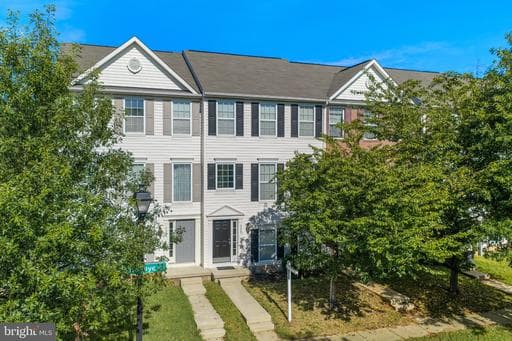 3322 Goldeneye Cir, Dundalk, MD 21222-2872, United States