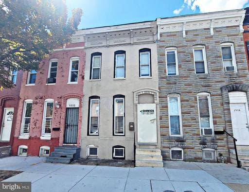 1534 N Carey St, Baltimore, MD 21217-2806, United States