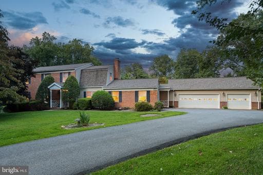5 Dellwood Ct, Cockeysville, MD 21030-1427, United States