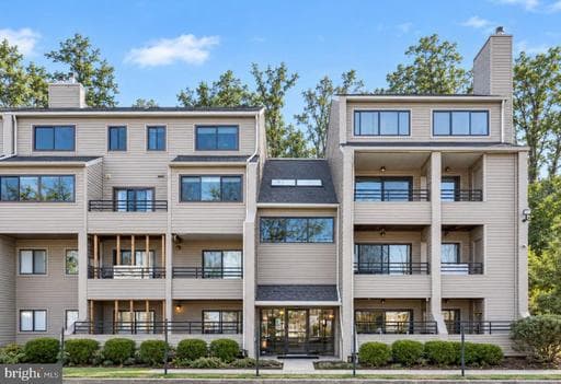 8011 Greenspring Way, Owings Mills, MD 21117-5438, United States