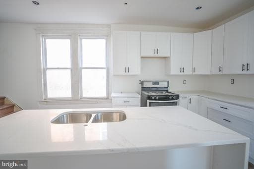 4305 Garrison Blvd, Baltimore, MD 21215-5622, United States