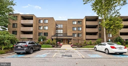 2 Candlemaker Ct, Pikesville, MD 21208-6388, United States
