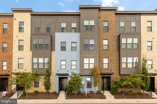 10134 American Pharoah Ln, Laurel, MD 20723-2086, United States