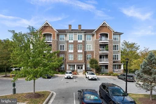 17 Clay LN #202 CATONSVILLE MD 21228