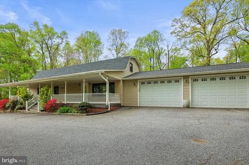 1426 Ridge Rd, Whiteford, MD 21160-1414, United States