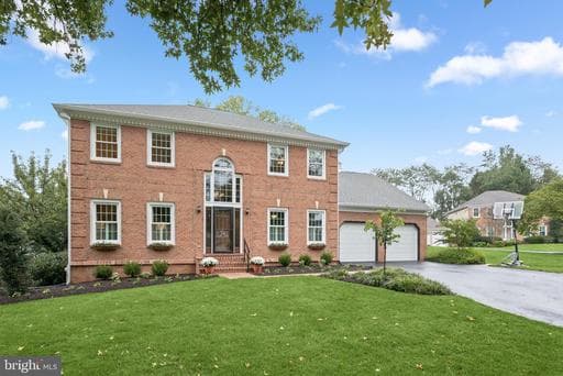 10305 Greenbriar Ct, Ellicott City, MD 21042-2127, United States