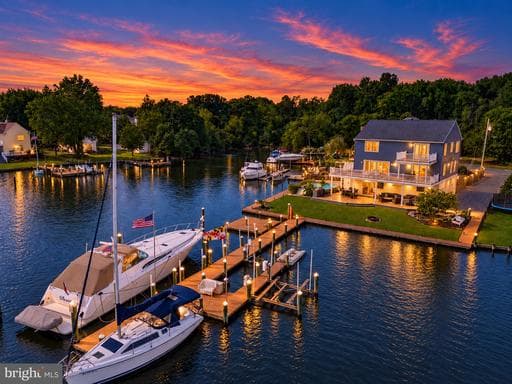 119 Hughes Shore Rd, Middle River, MD 21220-2814, United States