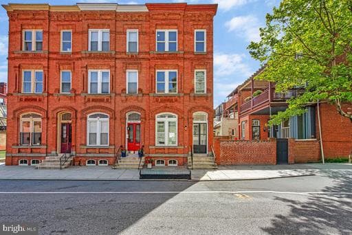 345 Robert St, Baltimore, MD 21217-3804, United States