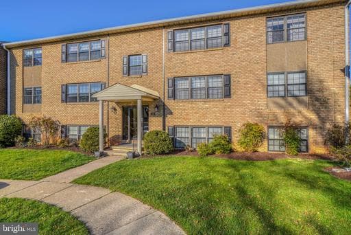 4 CHOATE CT #4A TOWSON MD 21204
