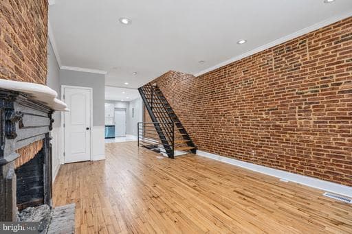 1505 W Pratt St, Baltimore, MD 21223-2442, United States