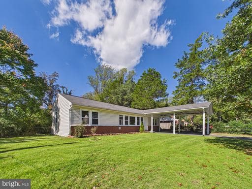 8317 Schultz Rd, Clinton, MD 20735-2659, United States