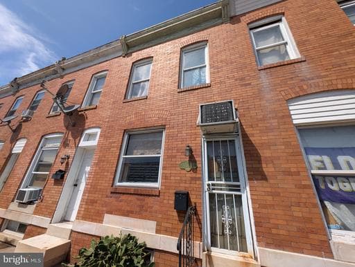3522 Noble St, Baltimore, MD 21224-1517, United States