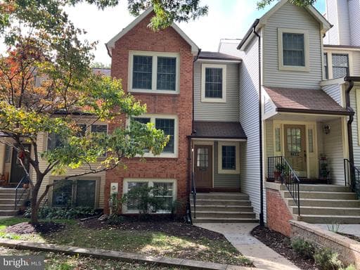 7341 Swan Point Way, Columbia, MD 21045-5010, United States