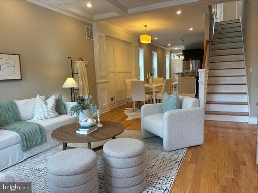 33 Luzerne AVE N BALTIMORE MD 21224