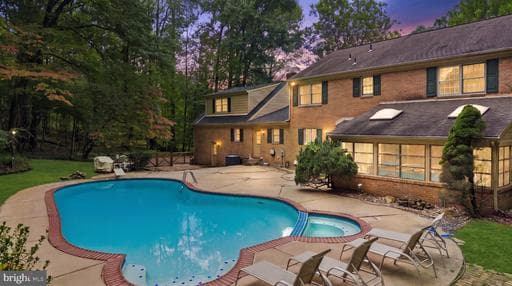 300 Stonehurst Rd, Phoenix, MD 21131-2405, United States
