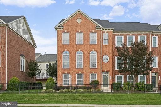 5011 Cameo Ter, Perry Hall, MD 21128-8934, United States