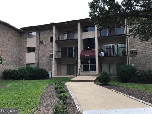 7607 Fontainebleau Dr, Hyattsville, MD 20784-3820, United States