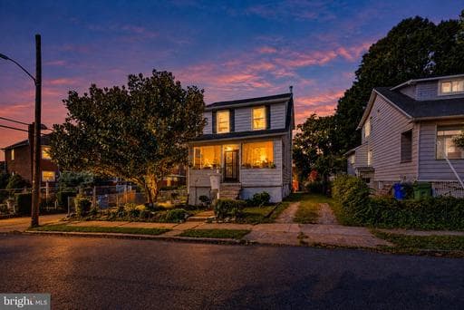 4904 Midwood Ave, Baltimore, MD 21212-4525, United States