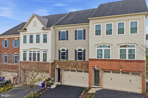 4914 Rushing River Dr, Ellicott City, MD 21043-8006, United States