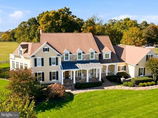 7105 Biter Ln, Highland, MD 20777-9576, United States