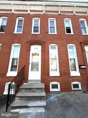 1558 N Carey St, Baltimore, MD 21217-2806, United States