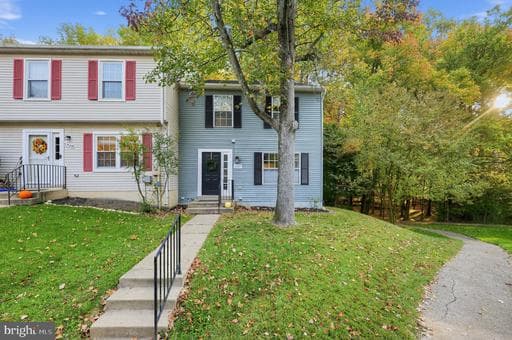 11527 Shell Flower Ln, Columbia, MD 21044-4302, United States
