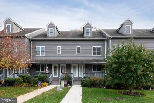 54 NE Isles Dr, North East, MD 21901-3104, United States