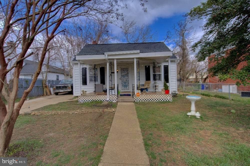 MD,BALTIMORE CITY - 320000