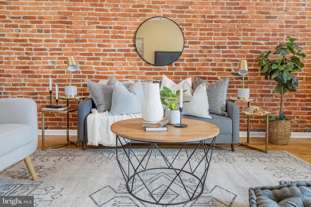 2937 DILLON ST,BALTIMORE,MD,21224,BALTIMORE CITY - 490000