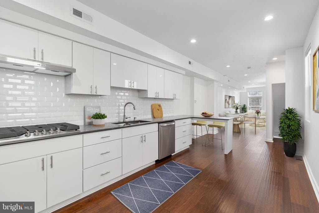 2514 ASHLAND AVE,BALTIMORE,MD,21205,BALTIMORE CITY - 245000