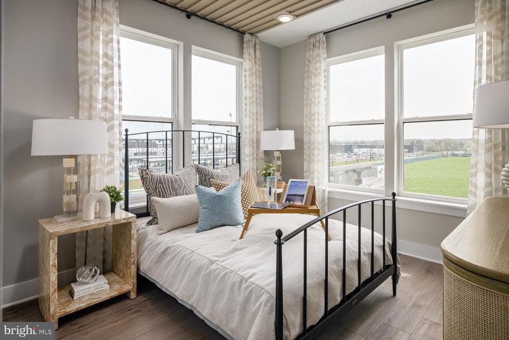 MD,BALTIMORE CITY - 718518