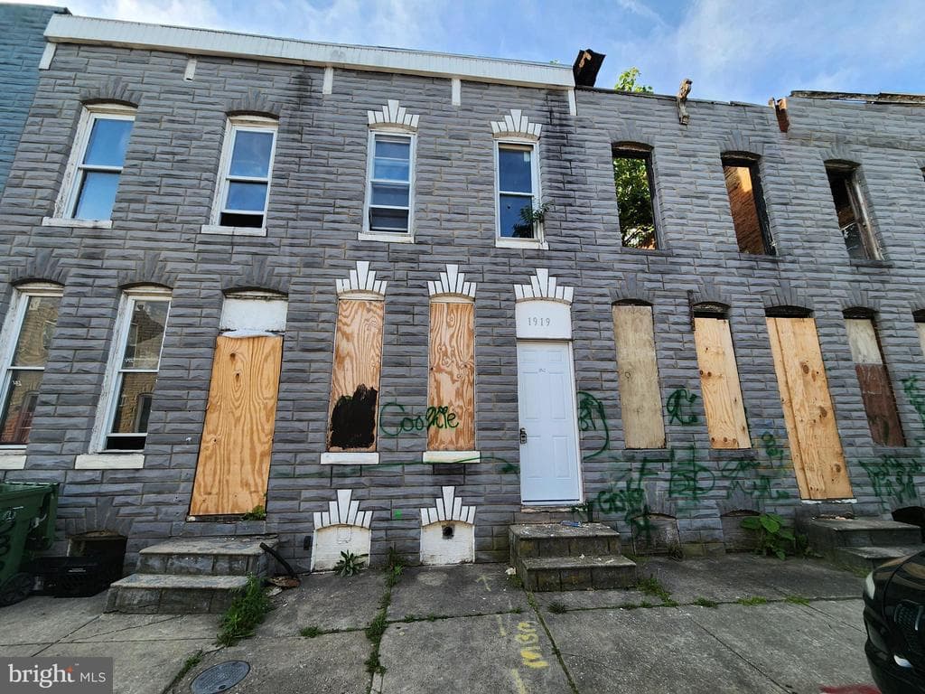 1919 CHRISTIAN ST,BALTIMORE,MD,21223,BALTIMORE CITY - 27000