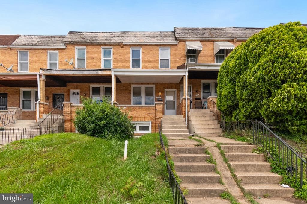 2726 E PRESTON ST,BALTIMORE,MD,21213,BALTIMORE CITY - 199900