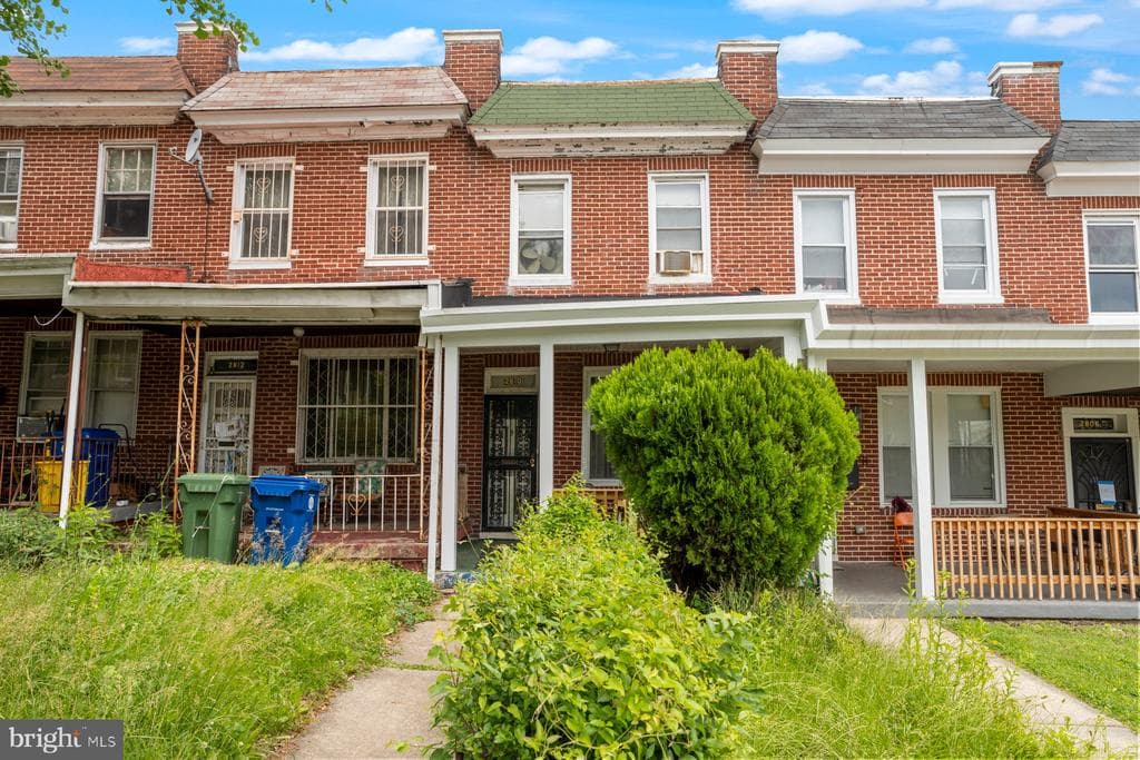 2810 ELLICOTT DR,BALTIMORE,MD,21216,BALTIMORE CITY - 81900