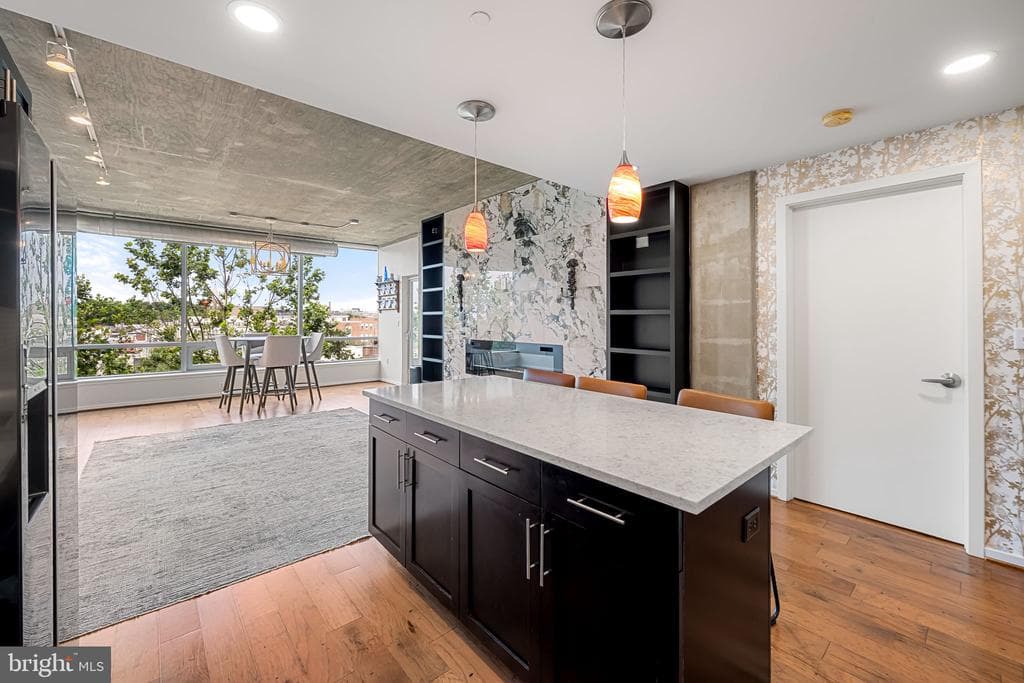 1200 STEUART ST #425,BALTIMORE,MD,21230,BALTIMORE CITY - 329900