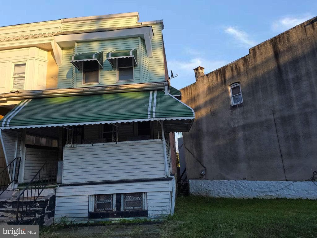 2237 HOMEWOOD AVE,BALTIMORE,MD,21218,BALTIMORE CITY - 44900