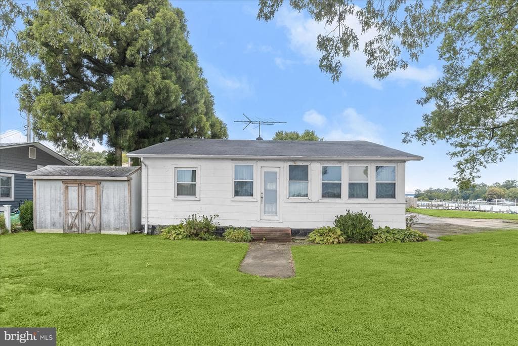 116 KINGSTON PARK LN,MIDDLE RIVER,MD,21220,BALTIMORE - 550000