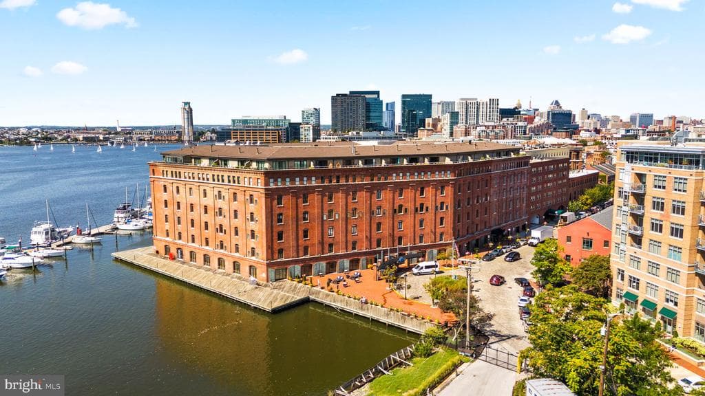 MD,BALTIMORE CITY - 233000