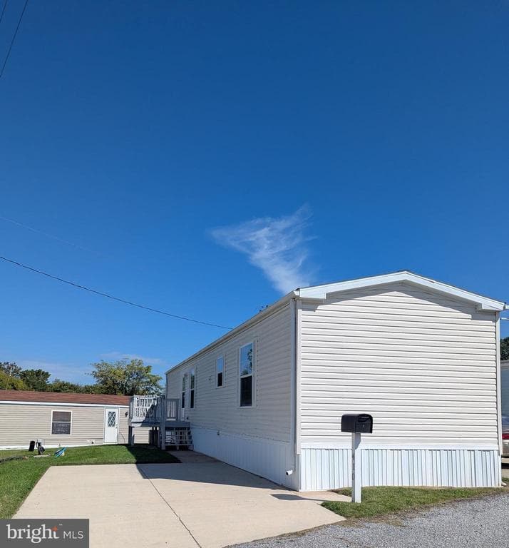 410 MIRABILE LN,BALTIMORE,MD,21224,BALTIMORE - 69900