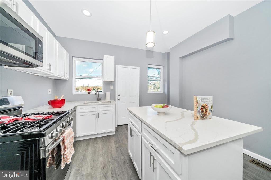 2224 W Fayette St, Baltimore, MD 21223-1512, United States - 154999