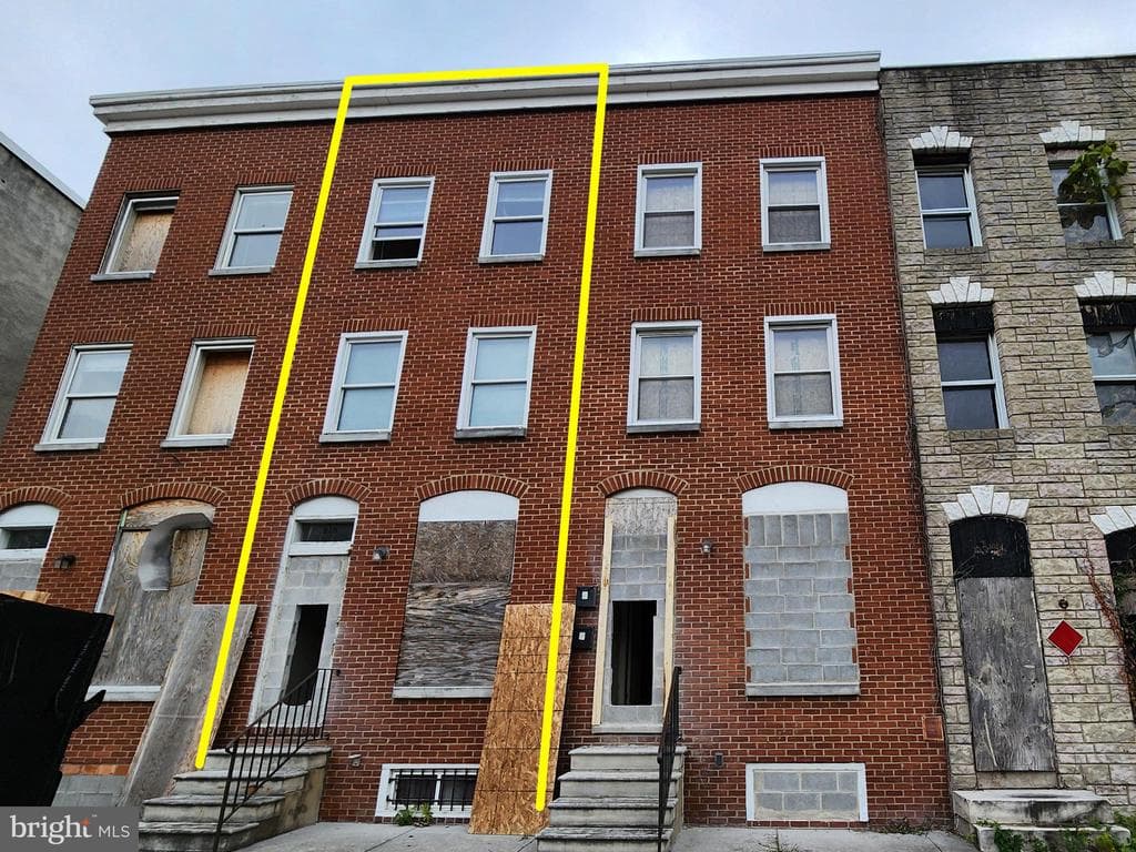 915 N CALHOUN ST,BALTIMORE,MD,21217,BALTIMORE CITY - 1000