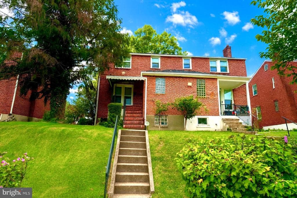 2107 ECHODALE AVE,BALTIMORE,MD,21214,BALTIMORE CITY - 220000