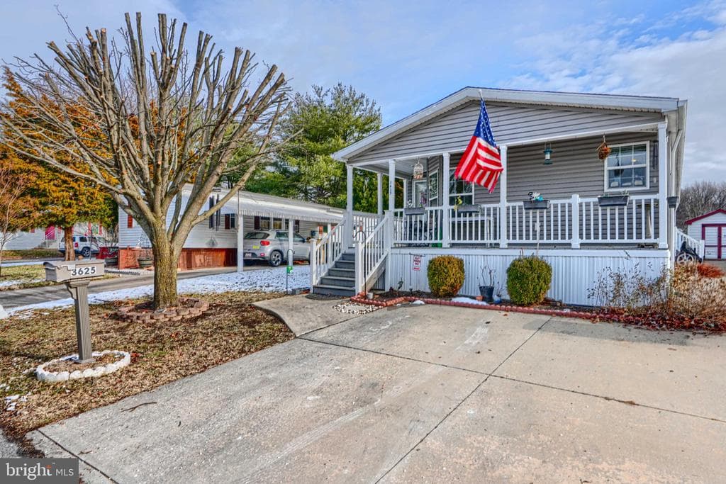 3625 Dahlia Ln, Middle River, MD 21220-2120, United States - 110000