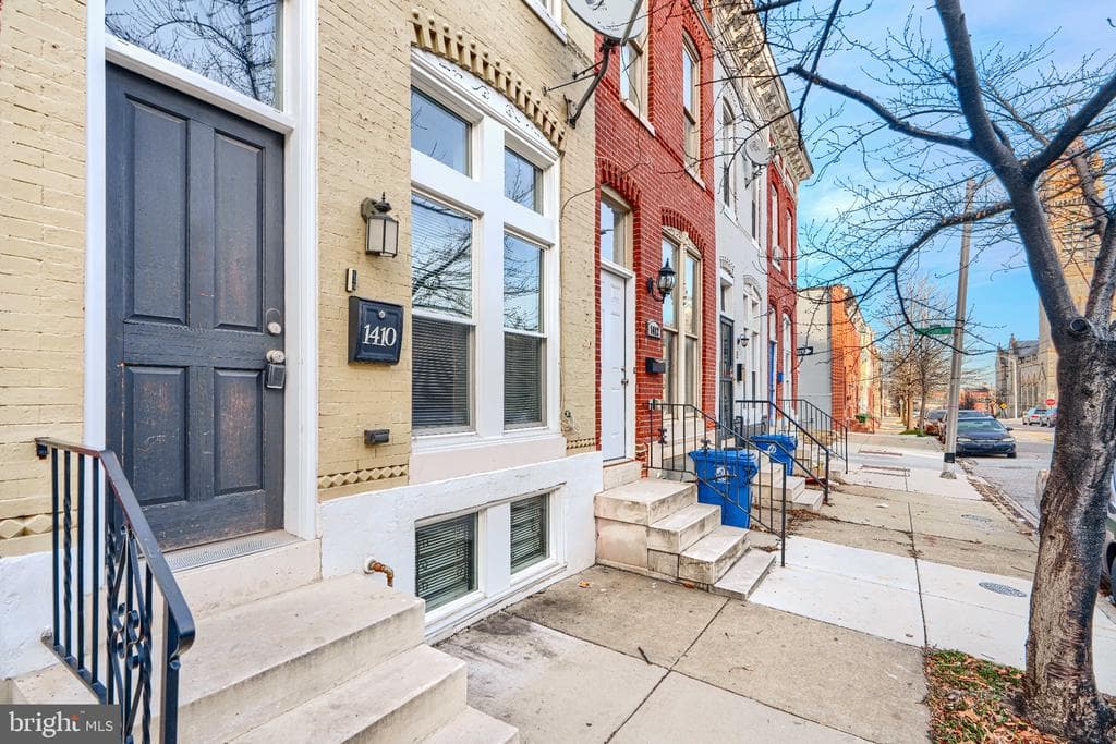 1410 E Oliver St, Baltimore, MD 21213-2836, United States - 169900